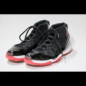 Nike Air Jordan Retro XI 11 Black & Red Size 14